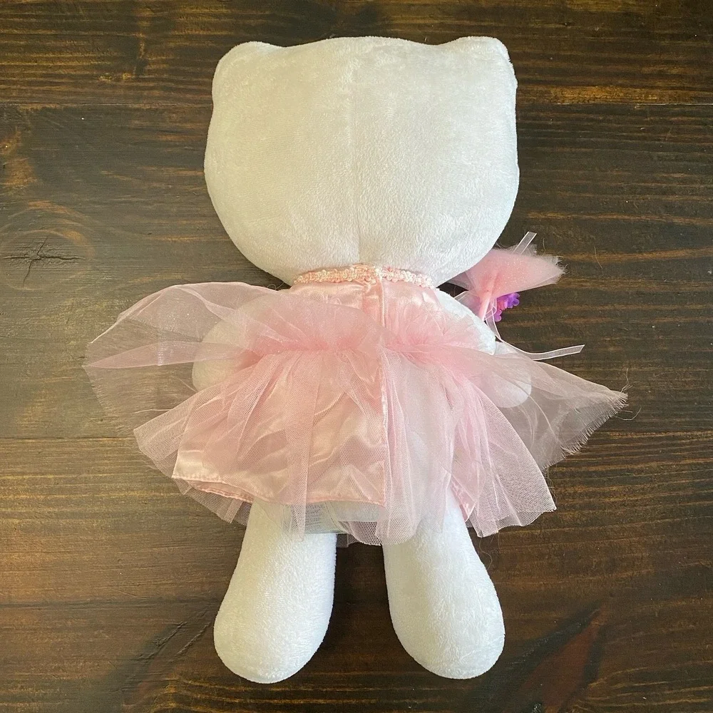Hello Kitty Sanrio Build a Bear Workshop White 20